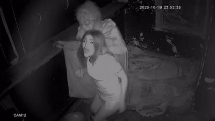 Taksim’deki korku evinde korku dolu anlar: Kadını darbedip elektroşok cihazıyla çarptı