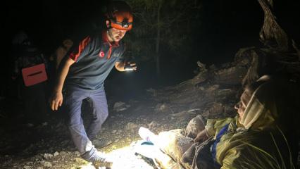 Antalya’da dağlık alanda mahsur kalan Ukraynalı kadın kurtarıldı