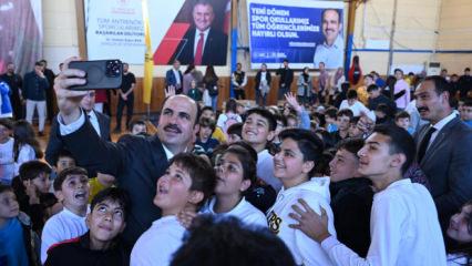 Başkan Uğur İbrahim Altay, öğrencilerle buluştu