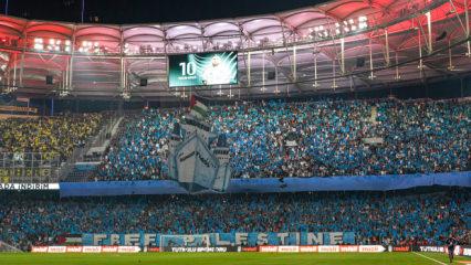 Beşiktaş taraftarından 'Sumud Filosu' koreografisi