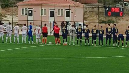 Futbolcunun gözü döndü, soyunma odasından bıçak aldı: Taraftarı öldürecekti