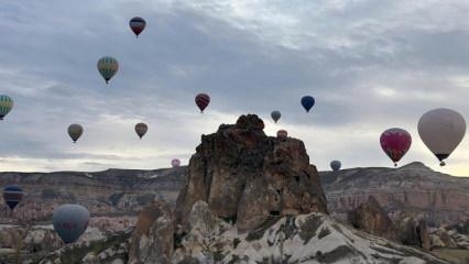 Kapadokya’da balonlara rüzgar engeli