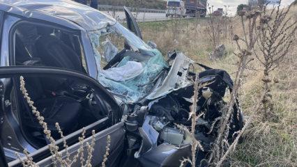 Faciadan dönüldü: Otomobil tıra arkadan çarptı! Yaralı var