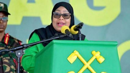 Samia Suluhu Hassan oyların 98'ini alarak ülkenin ilk seçilmiş kadın cumhurbaşkanı oldu