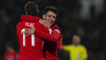 Milli yıldız yedek başlamıştı: Bir gün sonra hocası kovuldu