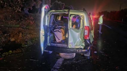 Bursa'da beton su kanalına çarpan aracın sürücüsü öldü