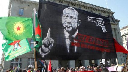 İsviçre Mahkemesi cezaları onadı:  "Erdoğan'ı Öldür" pankartı taşıyan 4 kişi için karar!