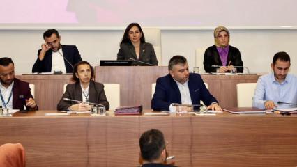 Özlem Vural Gürzel, CHP'lilere ateş püskürdü: Kamu parası yedirmedim diye düşman oldunuz