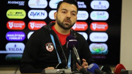 S&uuml;per Lig ekibinin hocası ma&ccedil; biter bitmez hastaneye koştu!