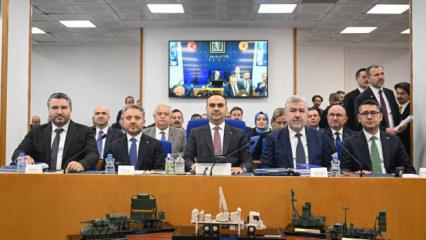 Görüşmeye damga vurdular! Bakan Kacır, Çelik Kubbe'yi milletvekillerine tanıttı!