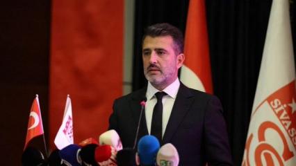 Efsane takımın 5 ay önce seçilen başkanı istifa etti!