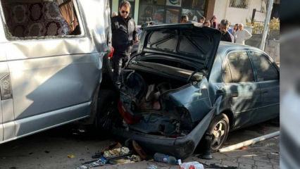 Freni tutmayan kamyon park halindeki 4 aracı biçti