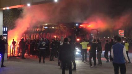  Galatasaray, Kocaeli'de coşkuyla karşılandı