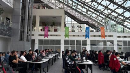 Gaziantep Büyükşehir'den yerli dijital atölyeye ilk katkı!