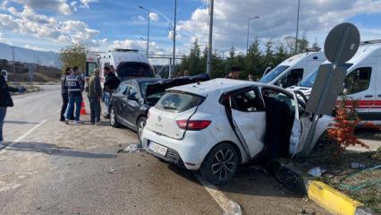 Karabük'te kavşakta otomobiller çarpıştı: 7 yaralı