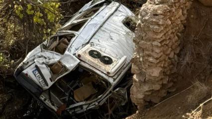 Konya'da feci kaza! Öğrenci servisi, uçuruma yuvarlandı: 14 yaralı