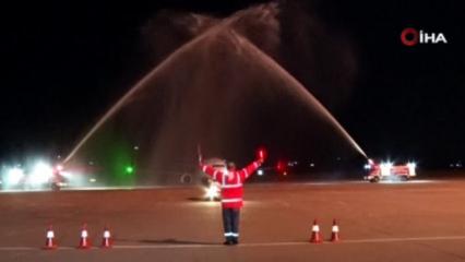 S&uuml;leymaniye'ye 2 bu&ccedil;uk yıl aradan sonra ilk T&uuml;rk u&ccedil;ağı iniş yaptı