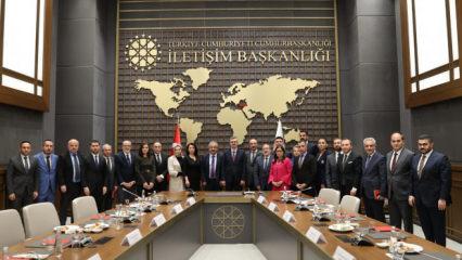 TBF’den İletişim Başkanı Burhanettin Duran’a ziyaret