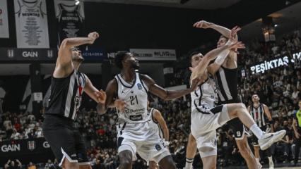 Şehitlerimizin unutulmadığı maçta Beşiktaş'tan muhteşem zafer