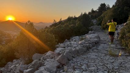 Binlerce yıllık medeniyetin ayak izleri! 3 bin 650 metrelik tarihi kervan yolu