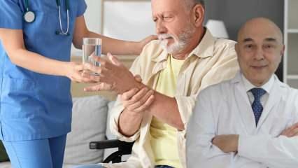 Bu belirtiye dikkat: Parkinson'un ilk sinyali 'basit' bir titreme olabilir