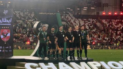 FIFA kokartlı Türk hakem final maçını yönetti!