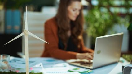 Gelecek ne mavi yakalılarda ne de beyaz yakalılarda gelecek yeşil yakalılarda