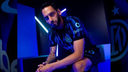 Hakan Çalhanoğlu'na büyük onur! En iyisi seçildi