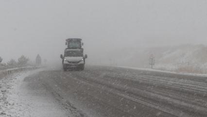 Malatya-Sivas kara yolu ulaşıma kontrollü açıldı