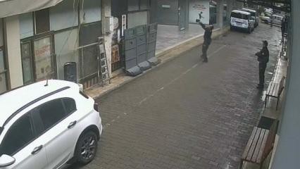 Manisa’da 2. kattan düşen kediyi polis memuru kurtardı