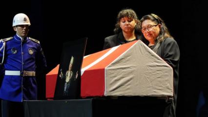 Muazzez Abacı’ya veda...Torunu gözyaşlarını tutamadı