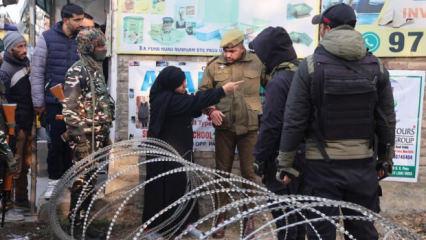 Hindistan'da karakolda patlama: 9 &ouml;l&uuml;, 32 yaralı