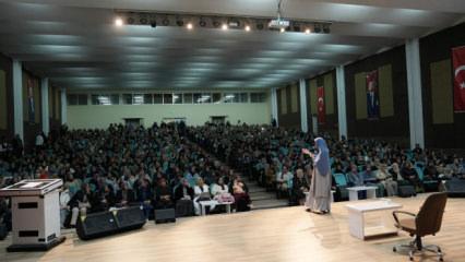 Konya'da "Şehir Konferansları" devam ediyor  