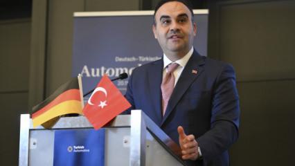 Bakan Kacır'dan Alman otomotiv devlerine Türkiye'ye yatırım çağrısı