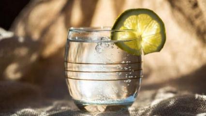 Kafede 1 dilim limon 10 TL! Ekstra ücret tartışması büyüyor