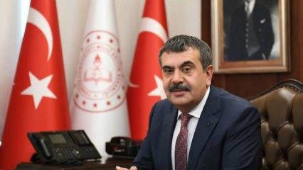 MEB'ten öğrencileri sevindirecek haber! Peş peşe müjdeyi verdi