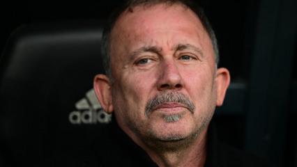 Beşiktaş tribünlerinden Sergen Yalçın'ı şok eden tezahürat!