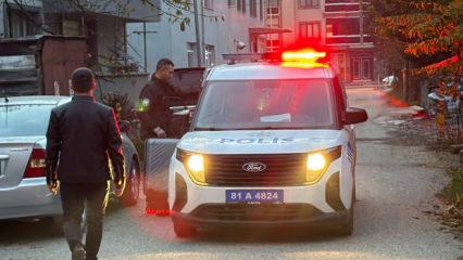 Ş&uuml;pheli &ccedil;anta şehri alarma ge&ccedil;irdi! İ&ccedil;inden &ccedil;ıkanlar şaşırttı