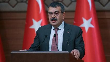 2026'da ara tatil uygulaması kaldırılacak mı? MEB son noktayı koydu!