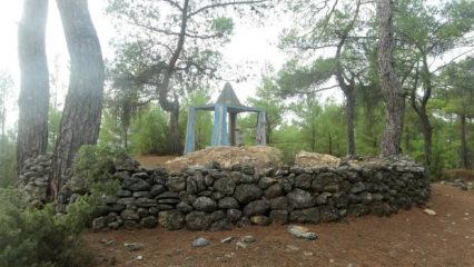 Yer: Muğla! 300 yıllık türbede çirkin hadise