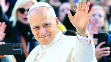 Papa'nın ziyareti ilklerle dolu