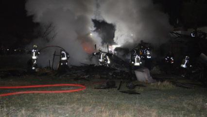 Ankara'da zihinsel engelli 3 kardeşin yaşadığı ev yanarak kül oldu