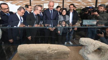 Bakan Ersoy tanıttı: Taş Tepeler’de şaşırtan keşifler! Dönemin sırları açığa çıkıyor