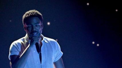 Ünlü şarkıcı kötü haberi duyurdu