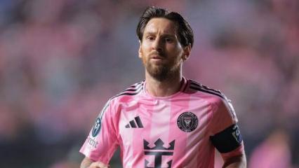 Messi, futbol dünyasında bir ilki başardı! Tarihe geçti