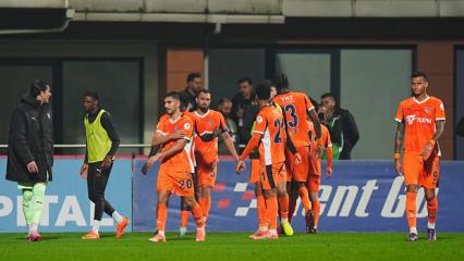 Semt derbisinde kazanan Başakşehir! 