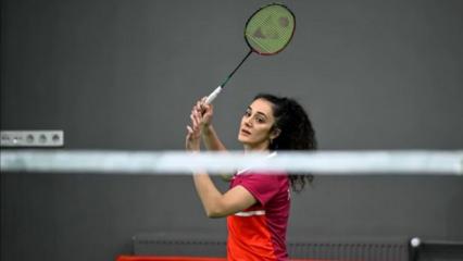 Milli sporcu Neslihan Arın, Hindistan'da gurur yaşattı! Tek kadınlarda ikinci oldu