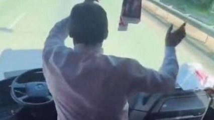 Otobüs hareket halindeyken dans eden şoföre çifte ceza!
