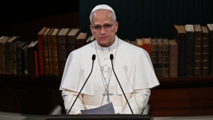 Papa'nın Türkiye ziyareti için tasarlattığı logoda 'köprü' detayı: Ne anlama geliyor?