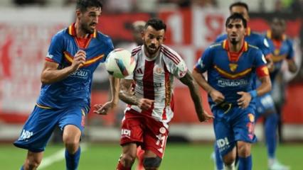 Süper Lig'de günün açılış maçında ilk 11'ler belli oldu